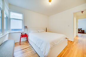Open Layout And Patio! Cozy 2br By The Uw Arboretum 2 Bedroom Home by 