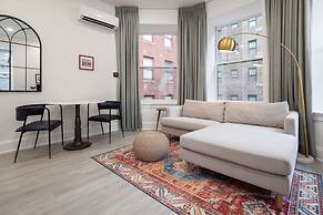 Sosuite Bay Window 1BR Apt w W/d, Desk