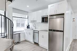 Sosuite 1BR Corner Loft w Park View Gym Lounge