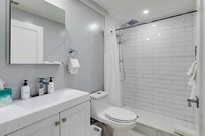 Sosuite 1BR Corner Loft w Park View Gym Lounge