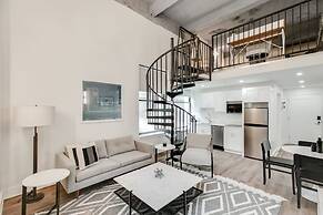 Sosuite 1BR Corner Loft w Park View Gym Lounge