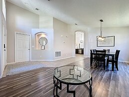 5 Star Home Private Pool & Jaccuzzifree Wi-fi 4 Bedroom Villa by RedAw