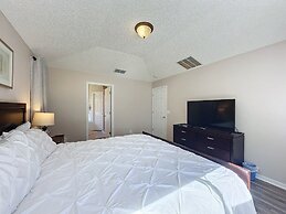 5 Star Home Private Pool & Jaccuzzifree Wi-fi 4 Bedroom Villa by RedAw