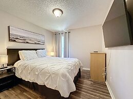 5 Star Home Private Pool & Jaccuzzifree Wi-fi 4 Bedroom Villa by RedAw