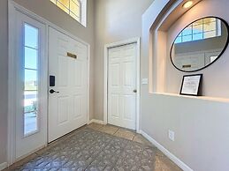 5 Star Home Private Pool & Jaccuzzifree Wi-fi 4 Bedroom Villa by RedAw