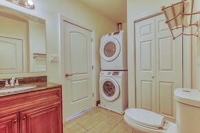 Sosuite 2BR Apt w Patio W D Gym On-site Bar