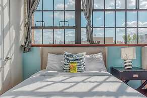 Sosuite 2BR Apt w Patio W D Gym On-site Bar