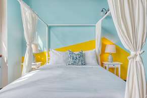 Sosuite 2BR Apt w Patio W D Gym On-site Bar