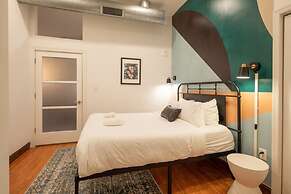 Sosuite 2BR Apt w W/d, Gym, On-site Restaurant