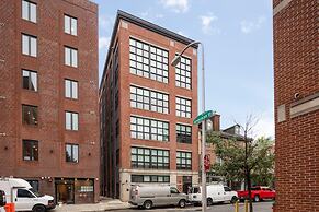 Sosuite Corner 2BR Loft w W D Shared Roofdeck