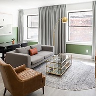 Sosuite Corner 1BR Apt w W D Desk