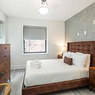 Sosuite Corner 1BR Apt w W D Desk