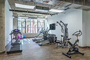 Sosuite Tandem 2BR Apts w. W/d, Gym, On-site Bar