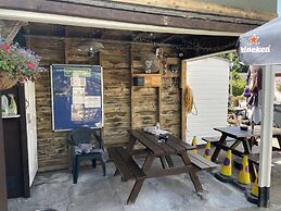 Mount View Hotel B&B