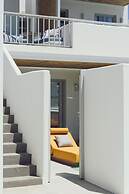 Mr & Mrs White Paros Suites & More