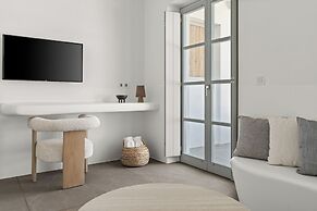 Mr & Mrs White Paros Suites & More