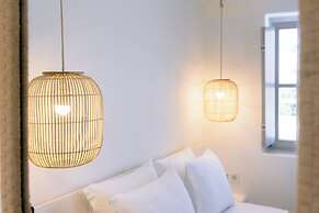 Mr & Mrs White Paros Suites & More