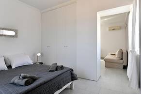 Anemolia Apartments With Pool