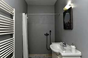 Anemolia Apartments With Pool