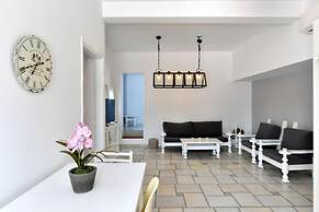 Anemolia Apartments With Pool