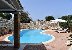 Anemolia Apartments With Pool