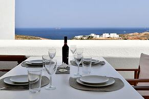 Anemolia Apartments With Pool