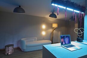 CITYLUXE Suites & Rooms