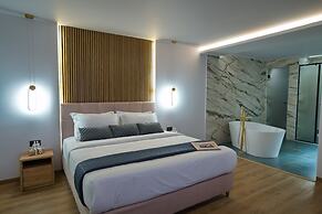 CITYLUXE Suites & Rooms