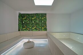 CITYLUXE Suites & Rooms