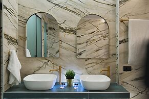 CITYLUXE Suites & Rooms