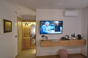 CITYLUXE Suites & Rooms