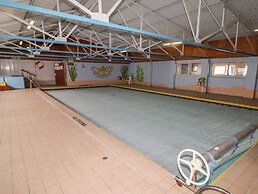 13 Gower Holiday Village