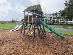 13 Gower Holiday Village