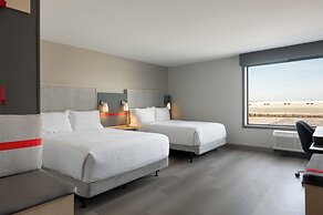 avid hotel Oak Creek by IHG