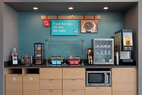 avid hotel Oak Creek by IHG