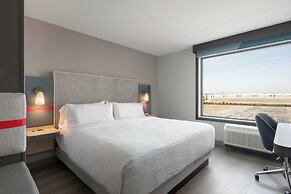 avid hotel Oak Creek by IHG