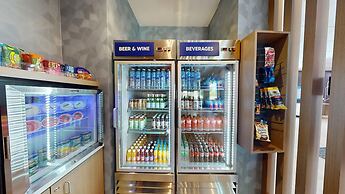 Holiday Inn Express & Suites Chicago Schaumburg by IHG