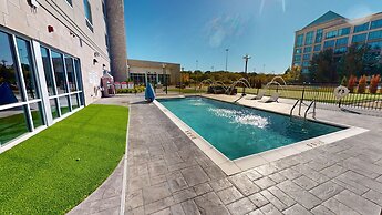 Holiday Inn Express & Suites Chicago Schaumburg by IHG