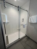 Holiday Inn Express & Suites Chicago Schaumburg by IHG