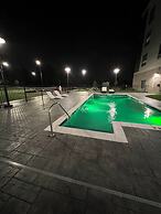 Holiday Inn Express & Suites Chicago Schaumburg by IHG