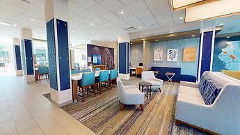 Holiday Inn Express & Suites Chicago Schaumburg by IHG