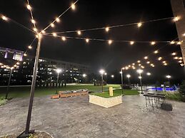 Holiday Inn Express & Suites Chicago Schaumburg by IHG