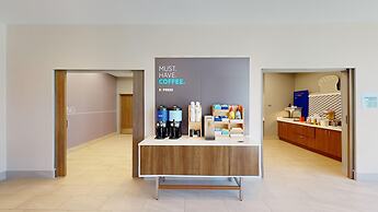 Holiday Inn Express & Suites Chicago Schaumburg by IHG