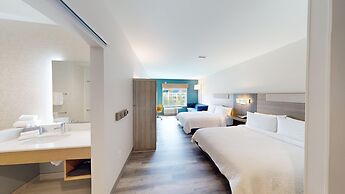 Holiday Inn Express & Suites Chicago Schaumburg by IHG