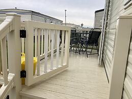 Pet Friendly Holiday Home on Golden Palm, Skegness