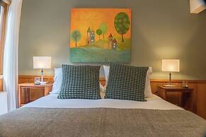 Amadeus Hotel