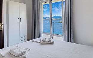 Open Sea Apartments