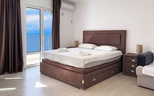 Open Sea Apartments