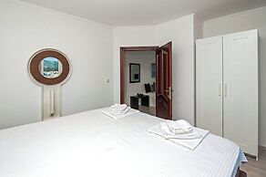 Open Sea Apartments