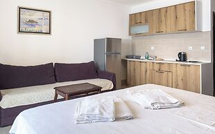 Open Sea Apartments
